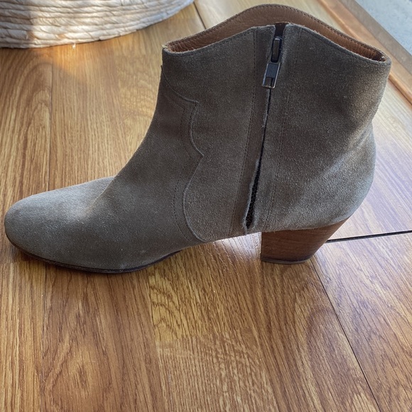 Isabel Marant Dicker - Picture 5 of 10